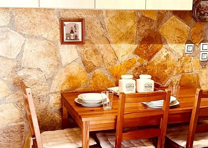 Maggie's Traditional Tatil Evi Pylos